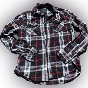 ❤️2/$30 Urban Heritage Paid flannel shirt